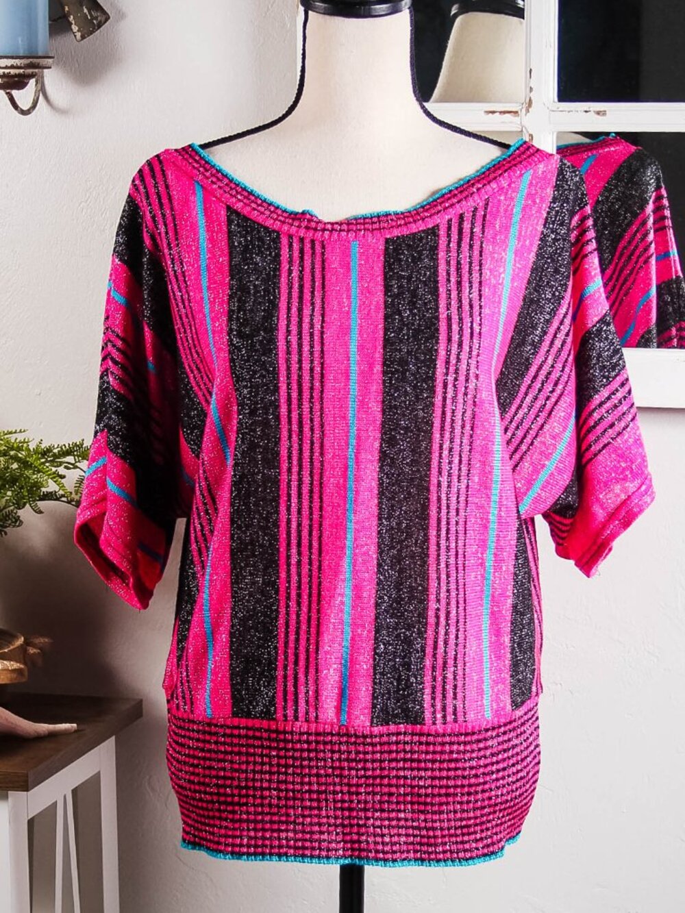 Jamie Nicole Collection Vintage 70s Pink Black Teal Lurex Knit Top